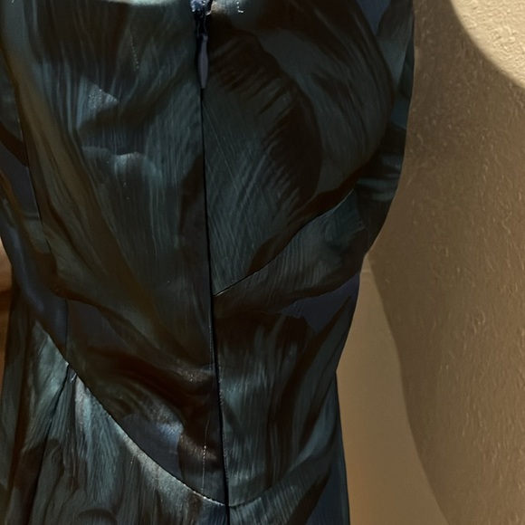 Sachin + Babi CHELSEA GOWN - TONAL PETAL New w partial tag - Picture 10 of 17